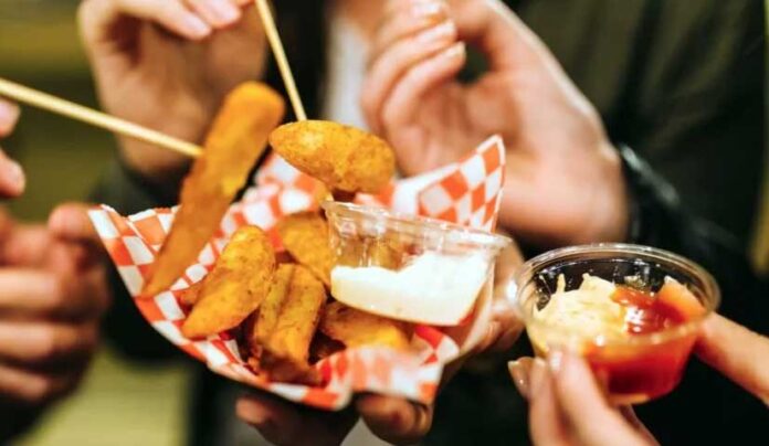 Macerata: Torno lo Street Food Festival. Party di Apertura con DJ Molella