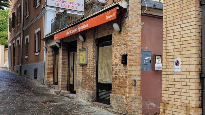 Macerata: riapre il Bar dei Pini con una gestione che tutta la città dovrebbe sostenere