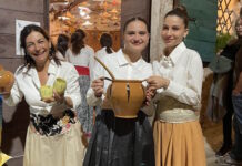 Appignano, al via oggi Leguminaria 2026: tre giorni tra sapori, ceramica e festa Leguminaria 2024: Tradizione, Legumi e Ceramica a Appignano – Scopri il Programma Completo