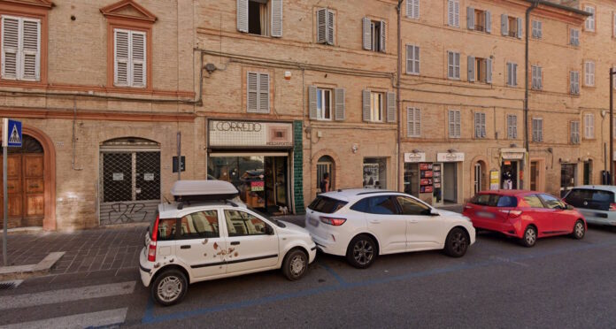 Macerata: A Corso Cairoli chiede un Negozio Storico dopo 120 anni