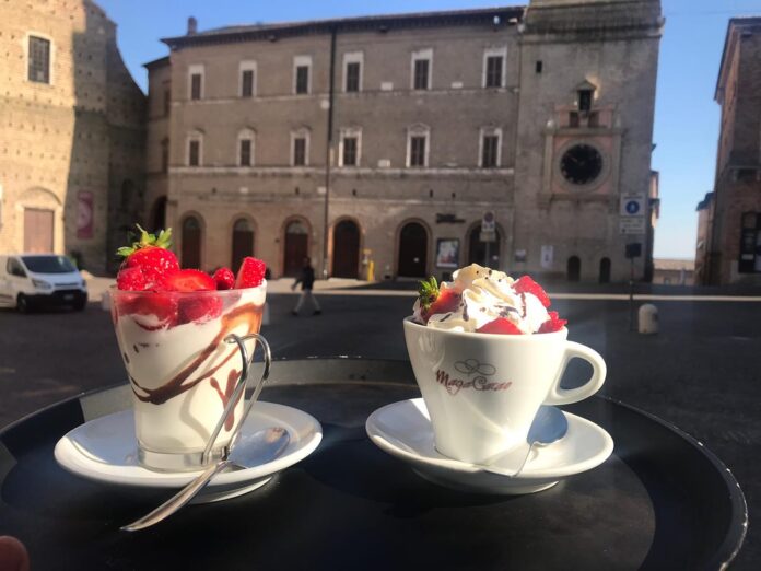 Il cuore di Macerata cambia volto: chiusure, nuove aperture e il ruolo centrale dell’università