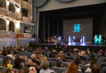 Heroes Storie di Rinascita: a Macerata una serata di emozioni, coraggio e solidarietà Macerata: Torna l'Appuntamento con Heroes, quattro nuove storie emozionanti di coraggio