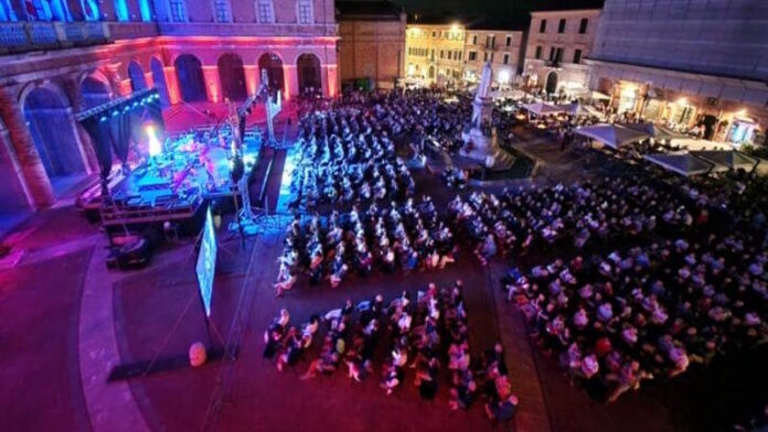 Lunaria 2026: questa sera i Tiromancino live a Recanati con ingresso libero